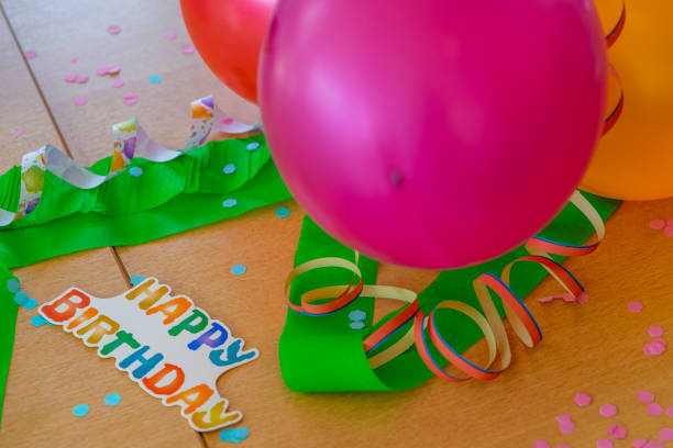 istock happy birthday party balloons card 1484789349