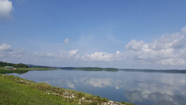 istock view of the reservoir 1484791300