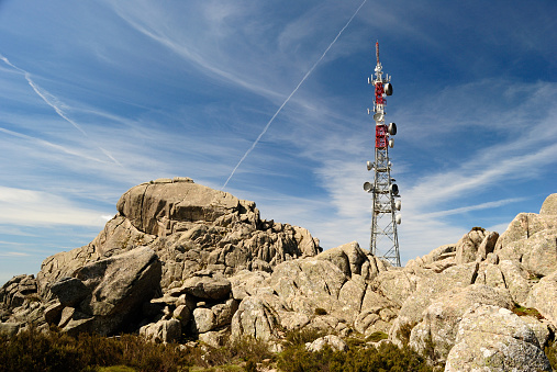 Le antenne sul Monte Limbara, Sardegna, Gallura, Tenmpio Pausania