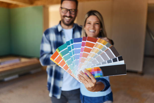 istock Which color should we choose for our wall? 1484801323