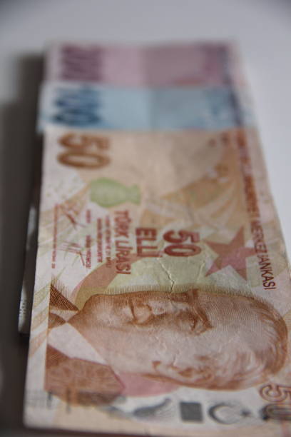 istock 200,100,50 lira Turkish paper money 1484823138