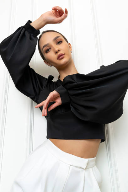 istock Brown-haired young model wearing autumn concept clothes. 1484826991