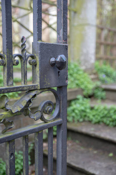 istock Hill Garden & Pergola Park in London 1484830029