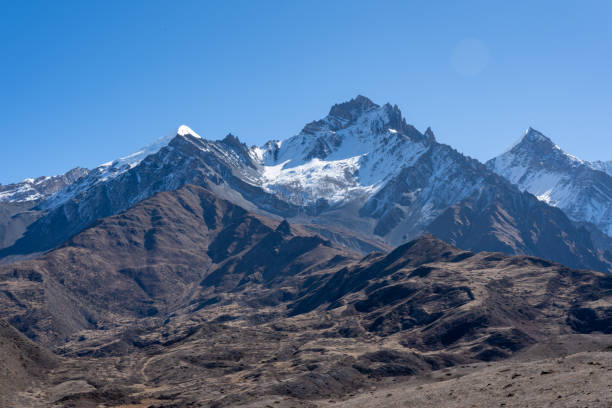 istock Snow Covered Mountains above the Desert 1484985258