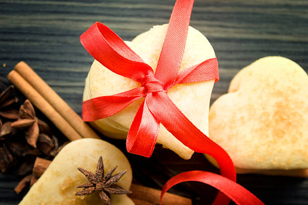 istock Valentine heart cookies 148498988