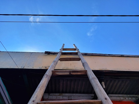 Wooden Step Ladder