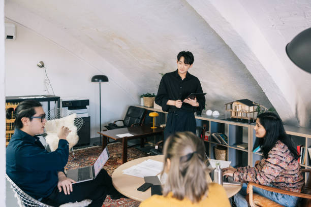 istock Team meeting at stylish start up office. 1485086851