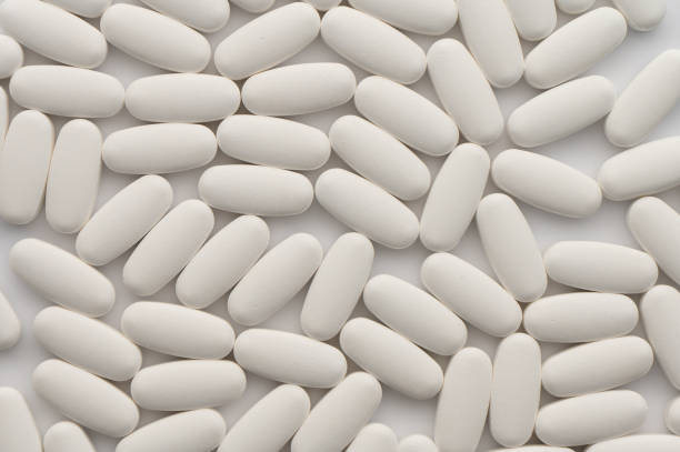 istock Mineral pill capsule Magnesium Mg 1485089008