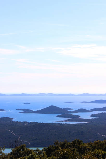 istock Lake Vrana and Adriatic Sea 1485103953