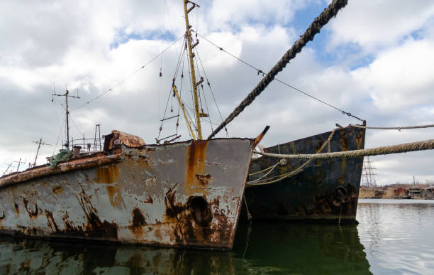 istock old ship ran aground in Ukraine 1485113974