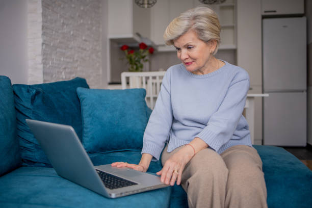 istock Woman working from home 1485121385