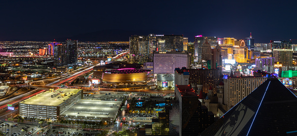 October 18, 2018 - Las Vegas, United States:  Panoramic aerial view of Luxury Hotels in Las Vegas strip at dusk: Paris, Venitian, Palazzo, Bellagio and many other luxury casino resorts in the heart of Las Vegas and the fountains of Bellagio Hotel