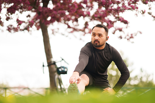 Man doing outdoor sports to stay healthy