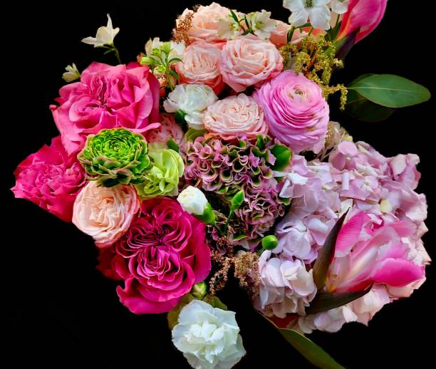 istock bouquet of flowers on a black background 1485192616