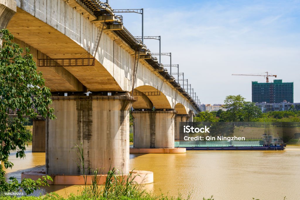 A close-up of the railway bridge over the Yongjiang River in Nanning, Guangxi, China Architectural Column Stock Photo