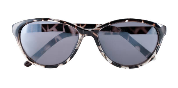 istock Cat's eye women's sunglasses with amber tortoise frame 1485332935