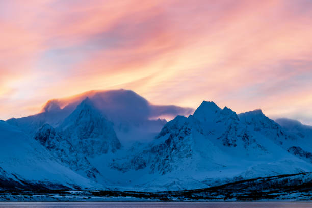 istock Beautiful Winter Sunrise In Norway Mountains 1485352850