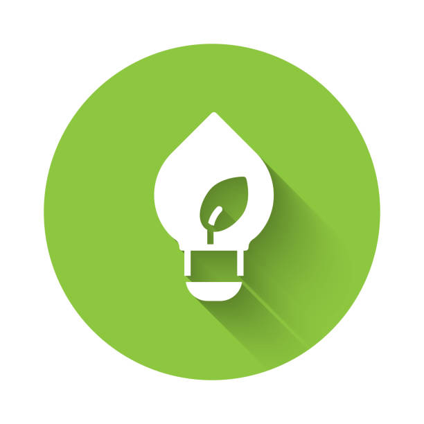 긴 그림자 배경으로 분리된 나뭇잎 아이콘이 있는 흰색 전구. 에코 에너지 개념입니다. 대체 에너지 개념입니다. 녹색 원 버튼. 벡터 - 5601 stock illustrations