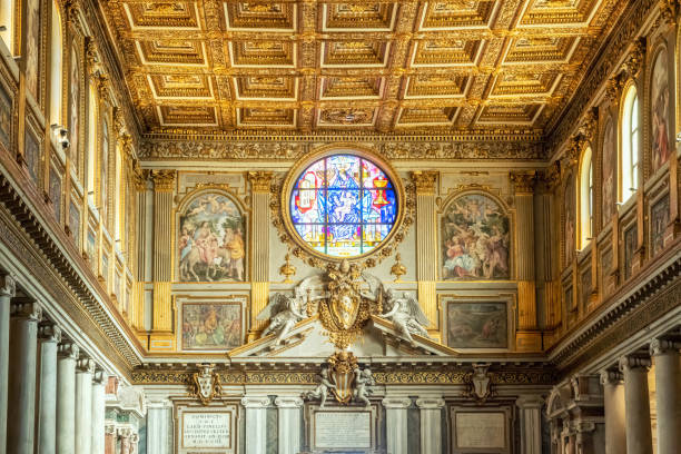 istock Santa Maria Maggiore basilica interior in Rome 1485404828