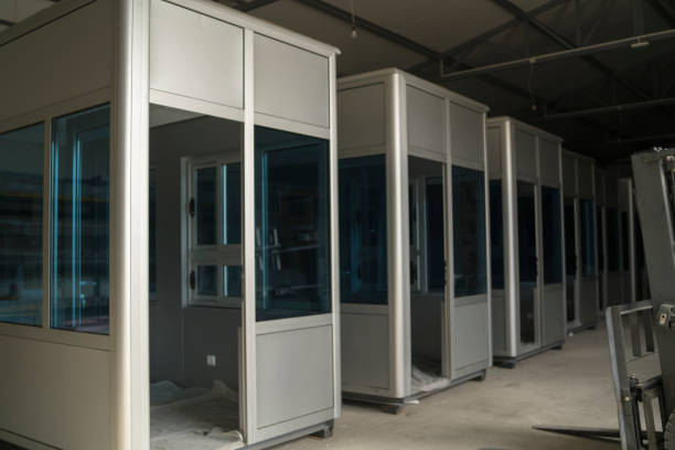 istock Portable construction steel building a door and window 1485445431