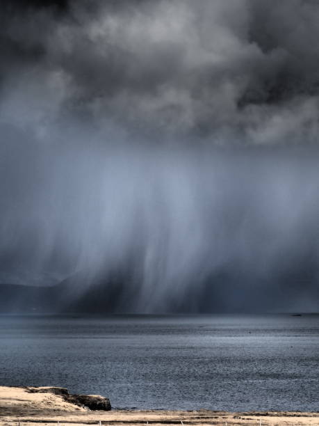 istock storm above the sea 1485454478