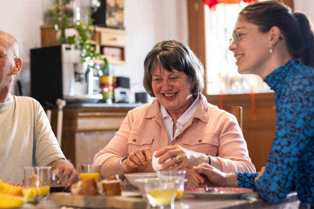 istock Feeding the Family 1485460356