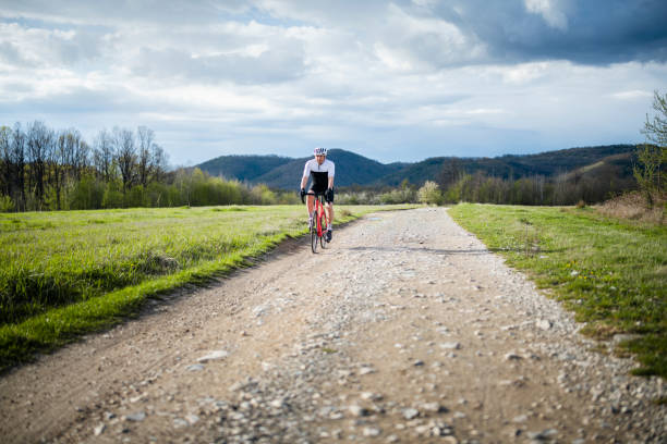 istock Senior man living a healthy and active lifestyle. 1485576792