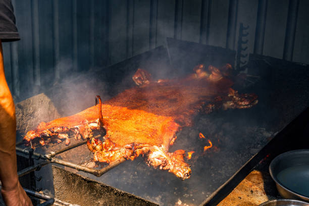 istock A whole crispy pork grilled on hot coals 1485666493