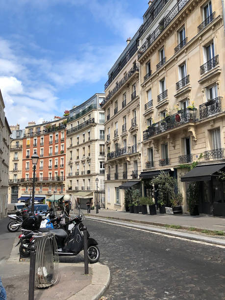 istock Landscape of French courtyards 1485667584