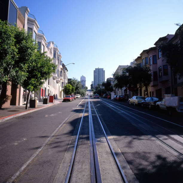 istock California Street, San Francisco 1485670464