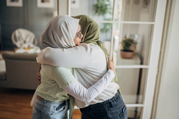 istock Women friends hug 1485710433