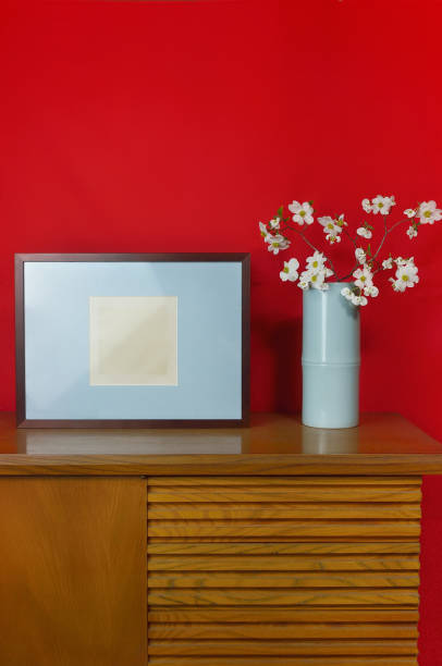 istock Dogwoods in the Vase 1485738673