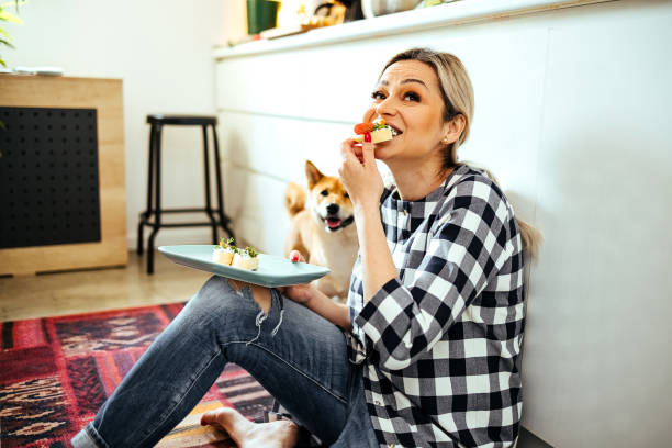 istock Morning with my pet in our kitchen 1485763805