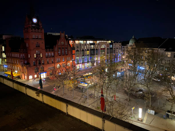 istock Town square at Berlin district Steglitz at night. 1485773404