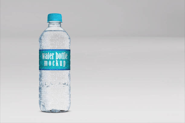 istock Mineral water bottle mockup 1485774674