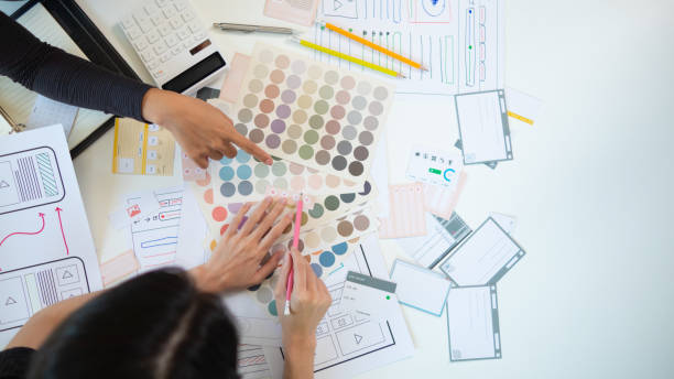 istock Mobile application developers are designing a ux ui system to make the display on the phone screen go smoothly because the ux ui system in a mobile phone affects the operation of various applications. 1485801246