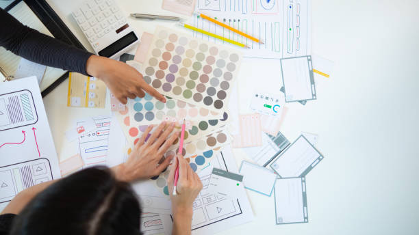 istock Mobile application developers are designing a ux ui system to make the display on the phone screen go smoothly because the ux ui system in a mobile phone affects the operation of various applications. 1485801307