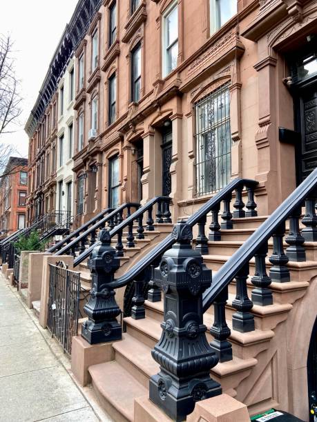 istock Row of historic Harlem brownstones 1485815755