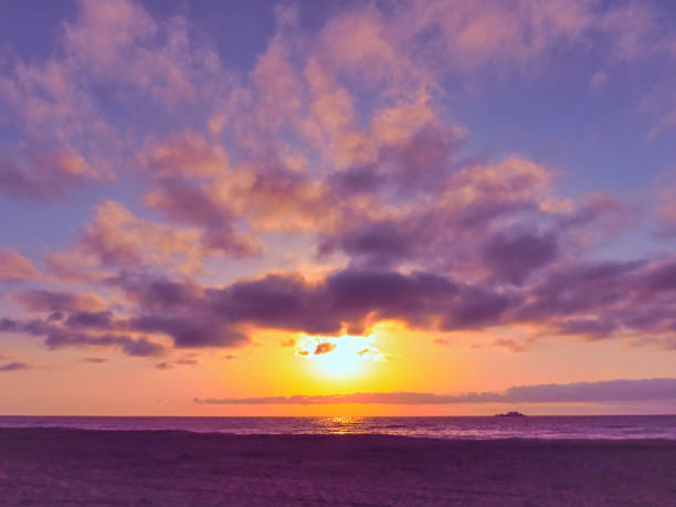 istock Purple Ocean Sunrise 1485834706