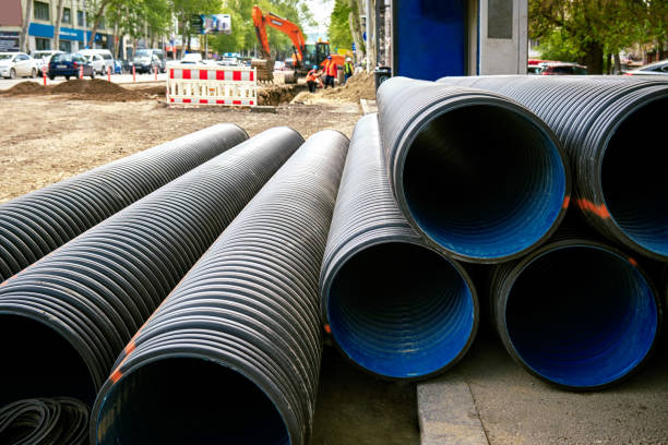 istock Public utility workers are replacing the water supply and sewerage system in the city. 1485837254