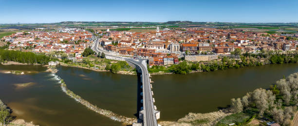 istock Tordesillas town with Douro river  Spain 1485874605