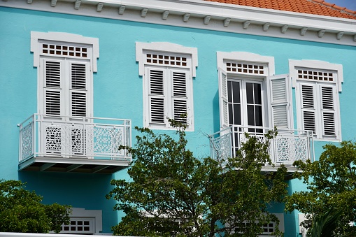 brightly coloured turquoise building in Willemstad Curacao