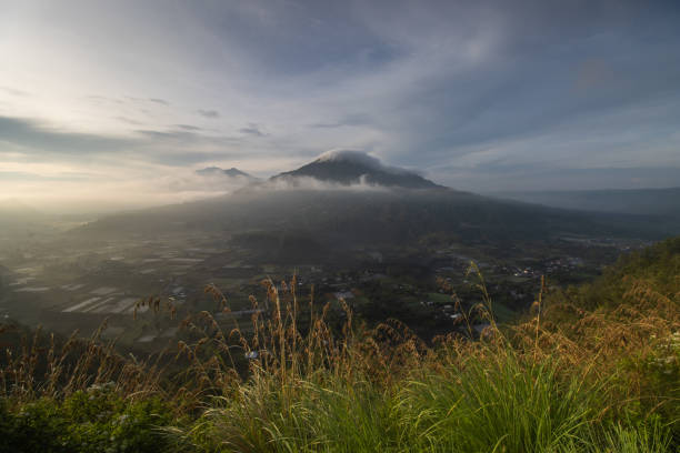 istock kintamani pinggan sunrise spot Bali 1485941391