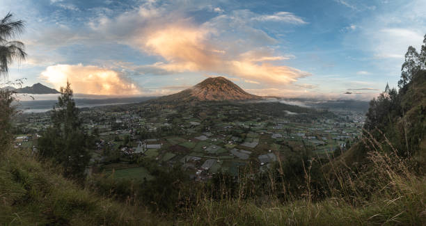 istock platen sunrise spot kintamani Bali 1485941702