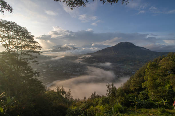 istock platen sunrise spot kintamani Bali 1485943116