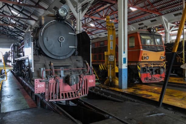 istock Red line train Bang Sue-Rangsit, Thailand 1485969784