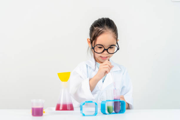 istock science and children concept girl 1485987030