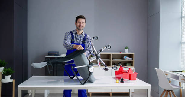 istock Office Chair Assembling And Repair. Man Working 1485999092