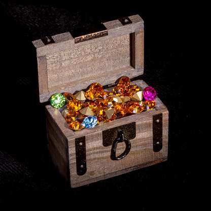 Glowing treasure chest being opened.
