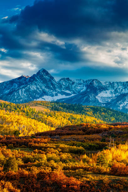 istock Autumn in the Colorado Mountains 1486108541